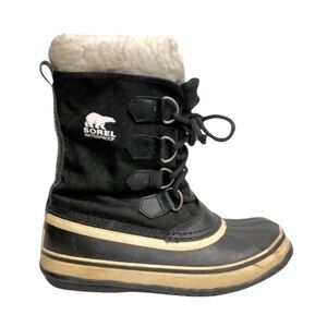 SOREL Women’s Carnival Waterproof Winter Snow Boots  Black  6